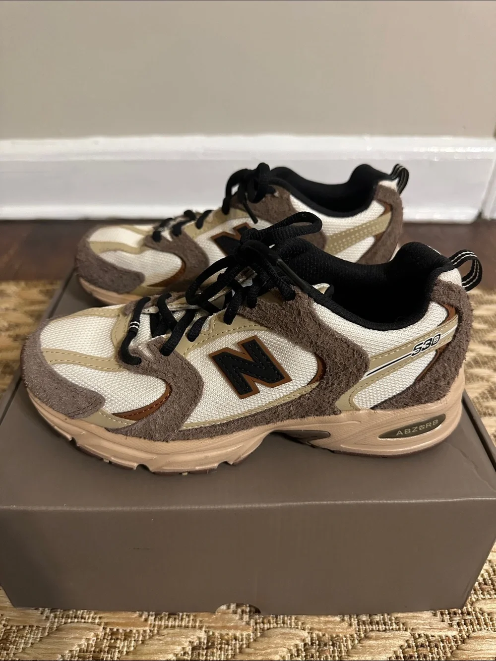 New Balance Men's 530 Beige and Brown Suede Mesh Sneakers - Picture 6 of 7